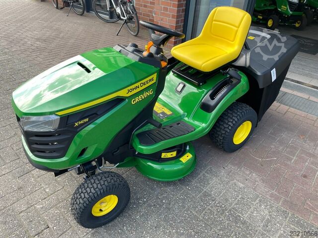 John Deere X147R John Deere X147R