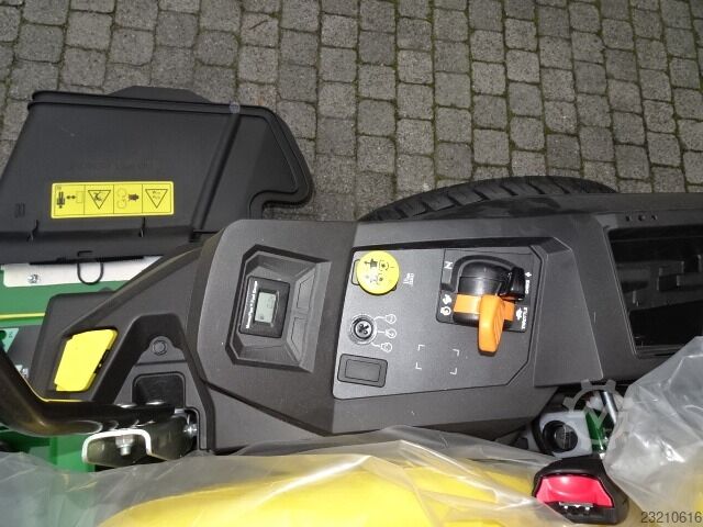 John Deere Z515E, Null-Wenderadius-Mäher, Z-Trak, John Deere Z515E, Null-Wenderadius-Mäher, Z-Trak,
