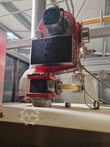 Thermo-oil tunnel oven 40 m2 Daub 