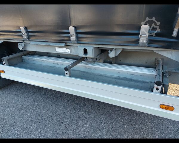 Tractor unit MERCEDES-BENZ Actros IV - actros 2548 L Flat cab. . 2,5 Euro VI