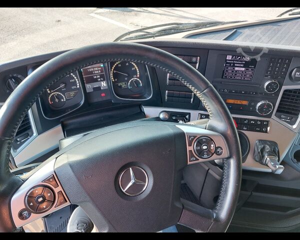 Tractor unit MERCEDES-BENZ Actros IV - actros 2548 L Flat cab. . 2,5 Euro VI