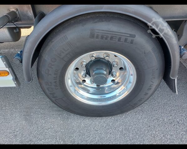 Tractor unit MERCEDES-BENZ Actros IV - actros 2548 L Flat cab. . 2,5 Euro VI