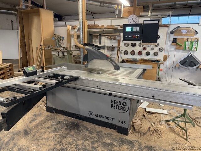Formatkreissäge mit Vorritzer Altendorf F45 Pro Drive