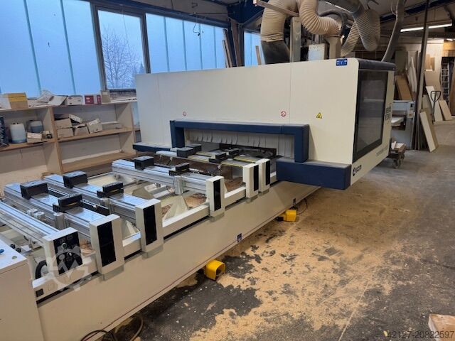 Bearbeitungszentrum SCM Morbidelli M 100