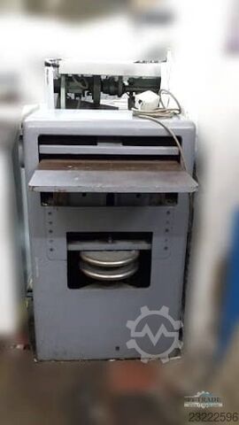 Buchrückenrundemaschine / Book Back Rounding Machine La Fornigrafica Dorsi 500