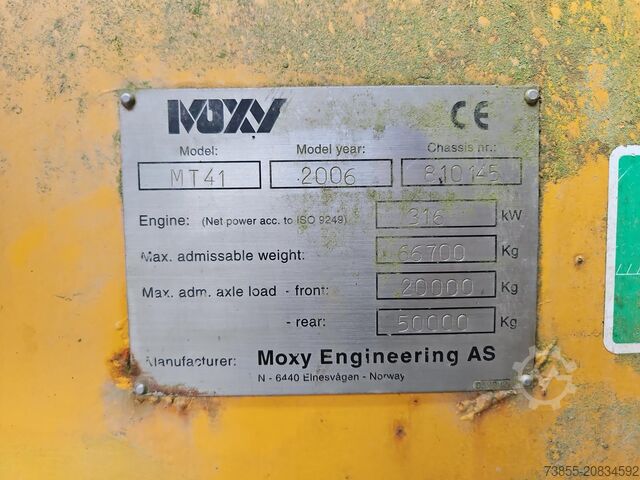 Knickgelenkter Muldenkipper Moxy MT 41