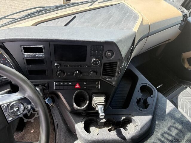 Standard tractor Mercedes-Benz Actros 1936 Euro 6 / 580.000 KM / NL Truck  APK...