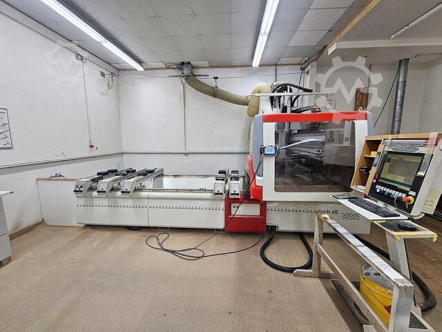Bearbeitungszentrum SCM Tech Z5