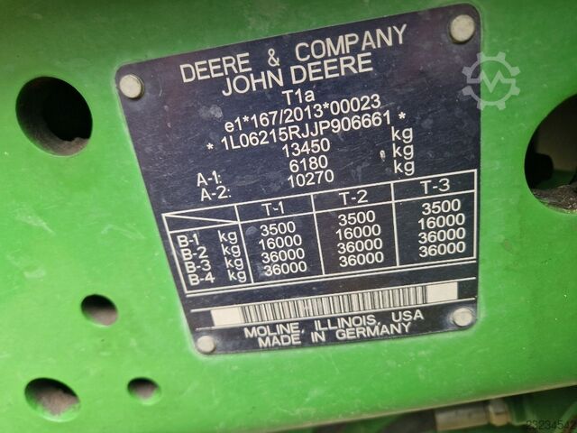 John Deere 6215R John Deere 6215R