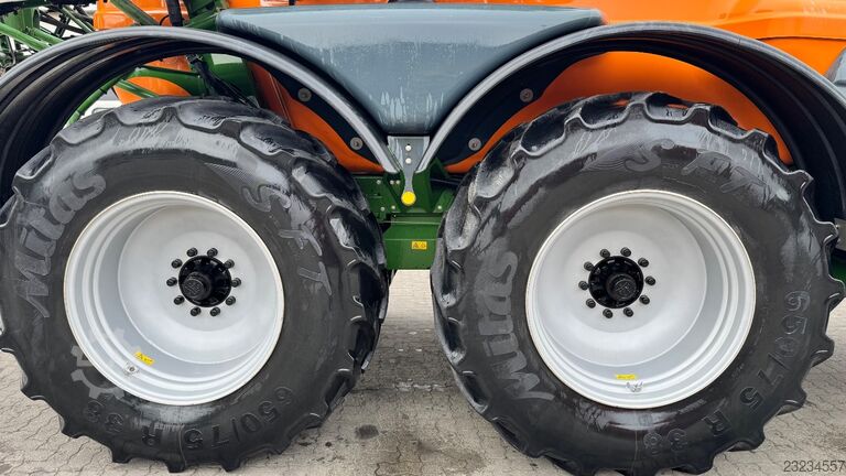 Amazone UX 11200 36m 68.300 ha top Zustand Amazone UX 11200 36m 68.300 ha top Zustand