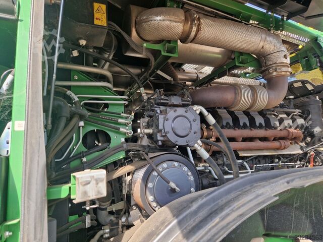 John Deere 9800 + Kemper 490 Plus John Deere 9800 + Kemper 490 Plus