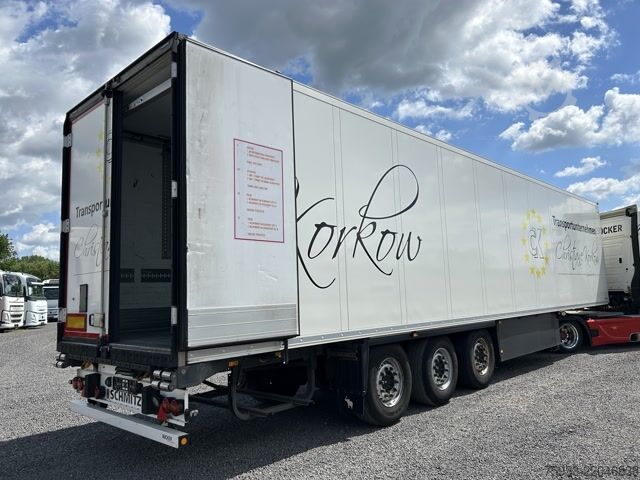 Reefer semitrailer Schmitz Cargobull SKO 24 Doppelstock Trennwand Lüfter Executive