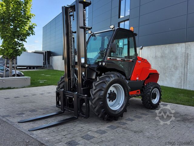 All-terrain forklift Manitou M 30-4