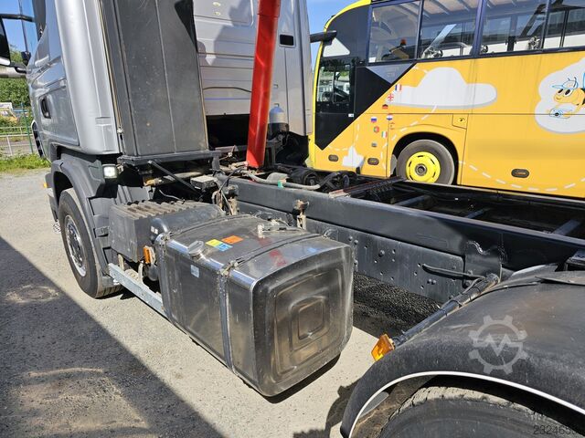 Tipper truck SCANIA R480 CB6X4HNZ Hinterkipper Blatt/Luft