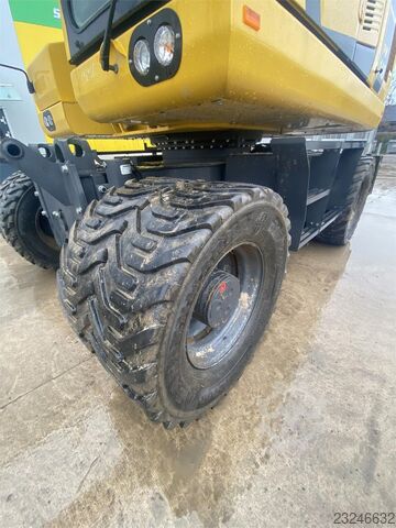 Komatsu PW148-11E0 Komatsu PW148-11E0