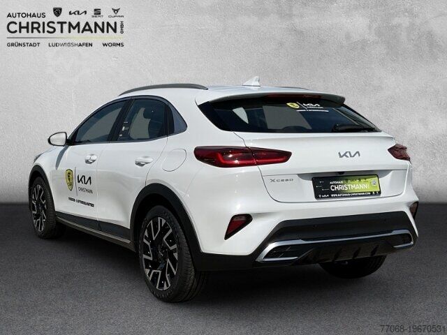 Special purpose truck Kia XCee´d Spirit 1.5 T-GDI*XCLUSIVE-PAKET*RÜCKFAHRKAMERA*SHZ*