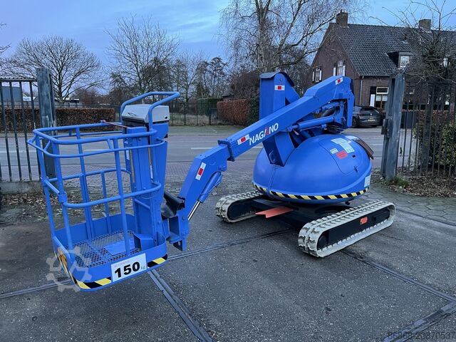 Very neat articulated boom lift on tracks Maeda HF070R-2 MAEDA HF070R-2