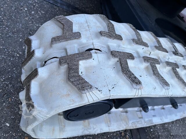 Very neat articulated boom lift on tracks Maeda HF070R-2 MAEDA HF070R-2