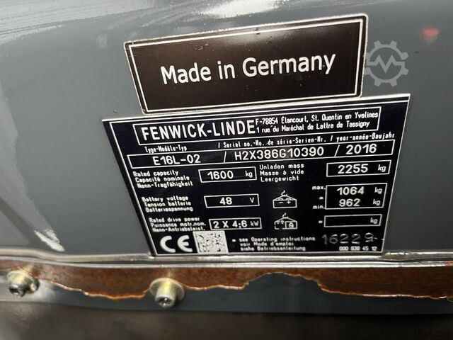 Electric 3-wheel forklift Linde E16-02