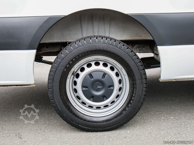 High top van Mercedes-Benz Sprinter 317 CDI Kasten L3H2 Holz Navi Kamera