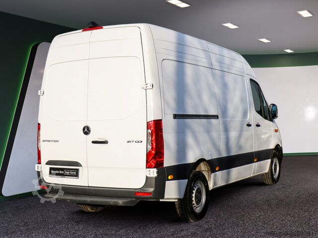 High top van Mercedes-Benz Sprinter 317 CDI Kasten Pro L2H2 Holz Navi Ka