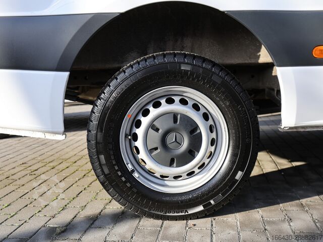 High top van Mercedes-Benz Sprinter 317 CDI Kasten Pro L2H2 Holz Navi Ka