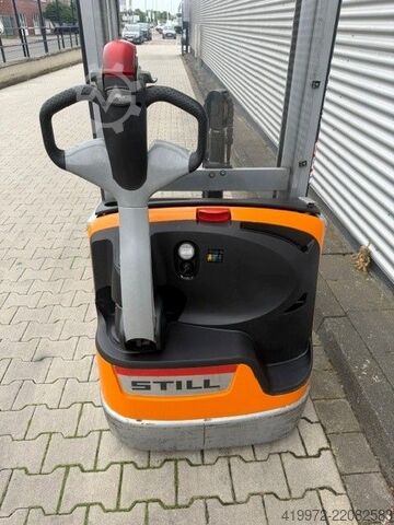 Pedestrian Stacker Still EXV12