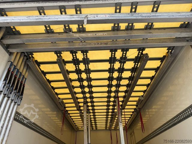 Box truck MERCEDES-BENZ ATEGO 1324 L Koffer 6,1 m LBW 1,5 T*Diff.-Sperre