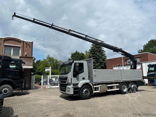 Truck mounted crane IVECO Pritsche + HIAB HIDUO 228 Kran