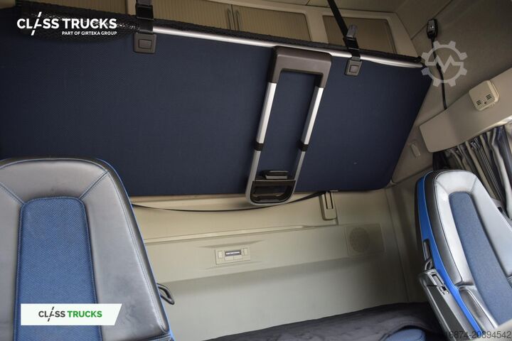 Standard tractor unit VOLVO FH 460 Globetrotter XL i-Save