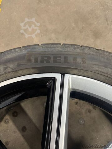 4 summer tires P-ZERO 265/40 R22 106V PIRELLI P-ZERO 265/40 R22 106V