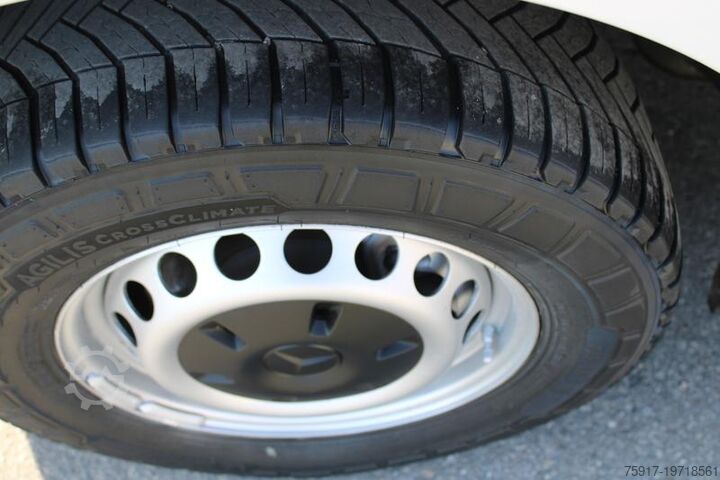 Refrigerator body van MERCEDES-BENZ Sprinter 310 ColdCar 3+3 Türen -33°C