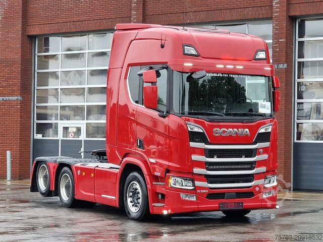 Standard-SZM Scania R580 V8 NGS Highline 6x2 - Retarder - Leather -...