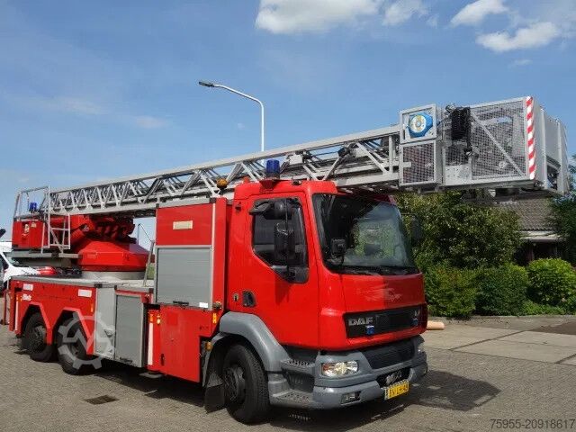 Löschfahrzeug DAF LF 55.250 METZ 30 meter