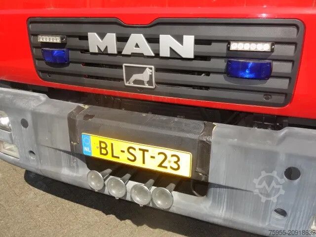 Fire engine MAN LE 220C GODIVA POMP 2000 LITER TANK,MANUAL GEARBOX