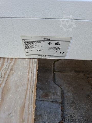 Zweihand-Bedienpult Siemens 3SU1853-3NB00-1AD1