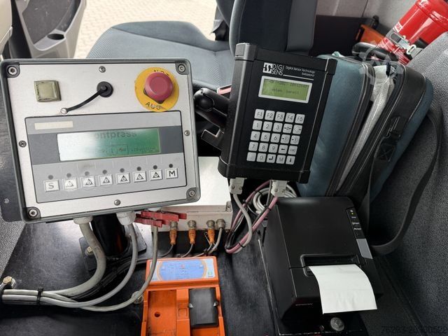 Garbage truck MAN TGS 26.320 6x2 BL Faun Frontlader