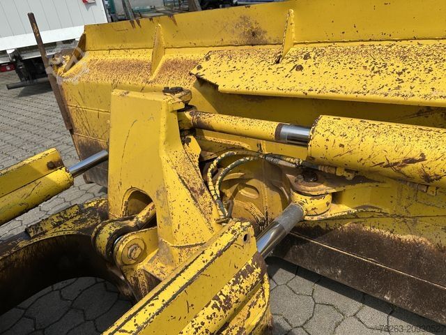 Road roller KOMATSU D61EX-12 Planier Raupe / 6-Wege Schild