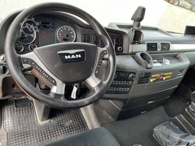 Truck mounted crane MAN TGX 26.480 6x2 Atlas 145.2 Kran Baustoff / AHK