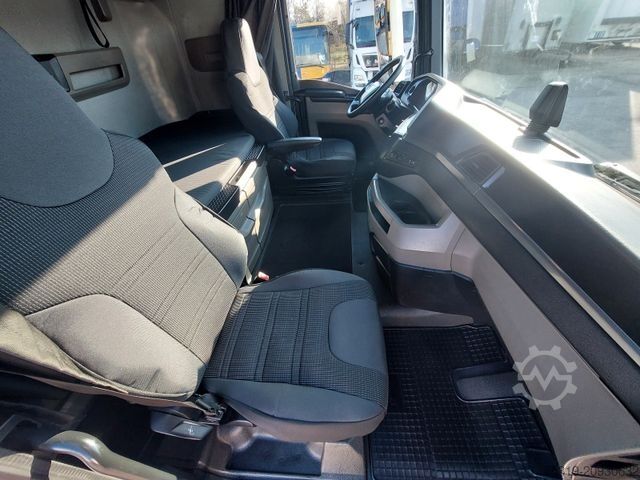 Jumbo truck MAN TGX 18.470 LL + Gniotpol G-4080 120 m3 Durchbar