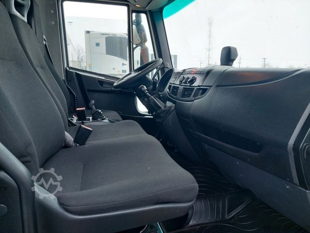 Curtain sider van IVECO 75E21 4x2 LBW Nutzlast 3t 18 Paletten