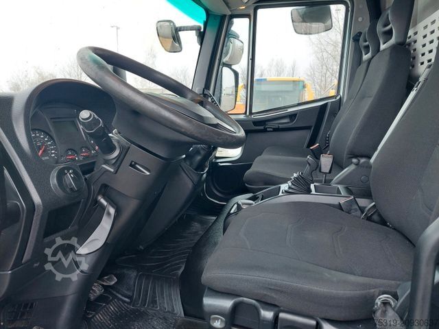 Curtain sider van IVECO 75E21 4x2 LBW Nutzlast 3t 18 Paletten