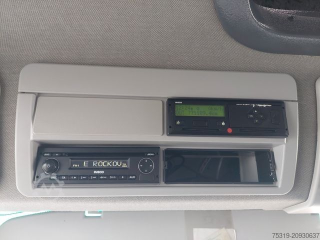 Curtain sider van IVECO 75E21 4x2 LBW Nutzlast 3t 18 Paletten