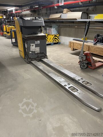 Niederhubwagen Jungheinrich ESE 120