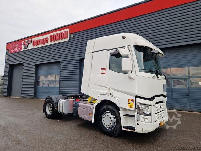 Standard tractor unit Renault Gamme T