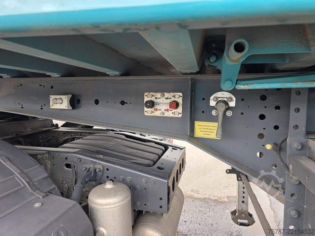 Silo semitrailer KEMPF Schleusenkipper, Rüttler, ca. 58,7 cbm, Lift