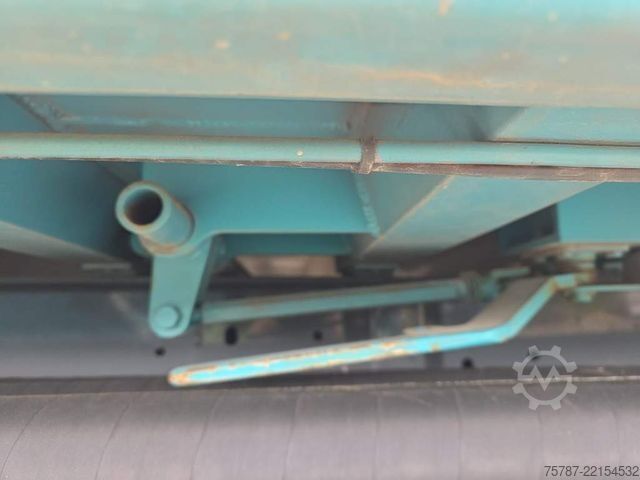 Silo semitrailer KEMPF Schleusenkipper, Rüttler, ca. 58,7 cbm, Lift