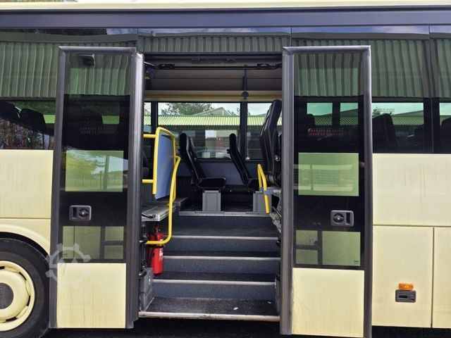 Intercity bus IVECO Crossway 55+1+1+26, Retarder