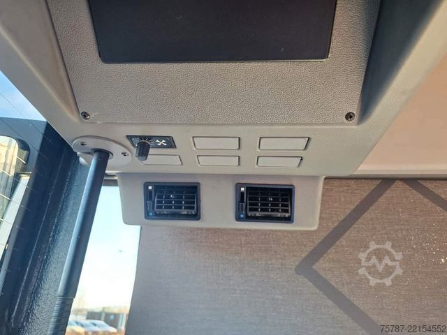 Articulated bus MERCEDES-BENZ O530 Gelenbus, Retarder, Vollklima, 354 PS, EEV