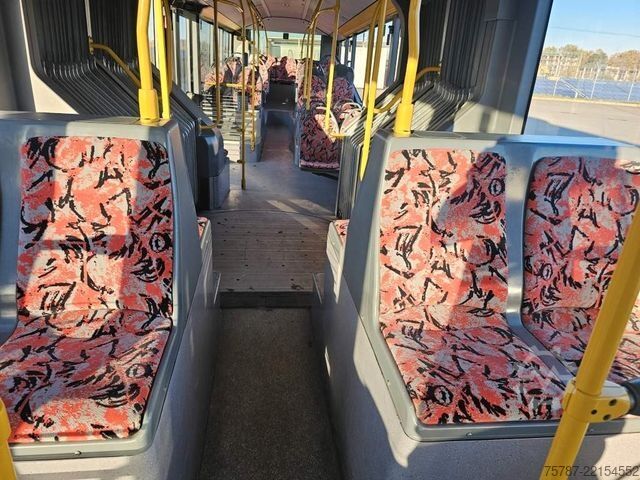 Articulated bus MERCEDES-BENZ O530 Gelenbus, Retarder, Vollklima, 354 PS, EEV